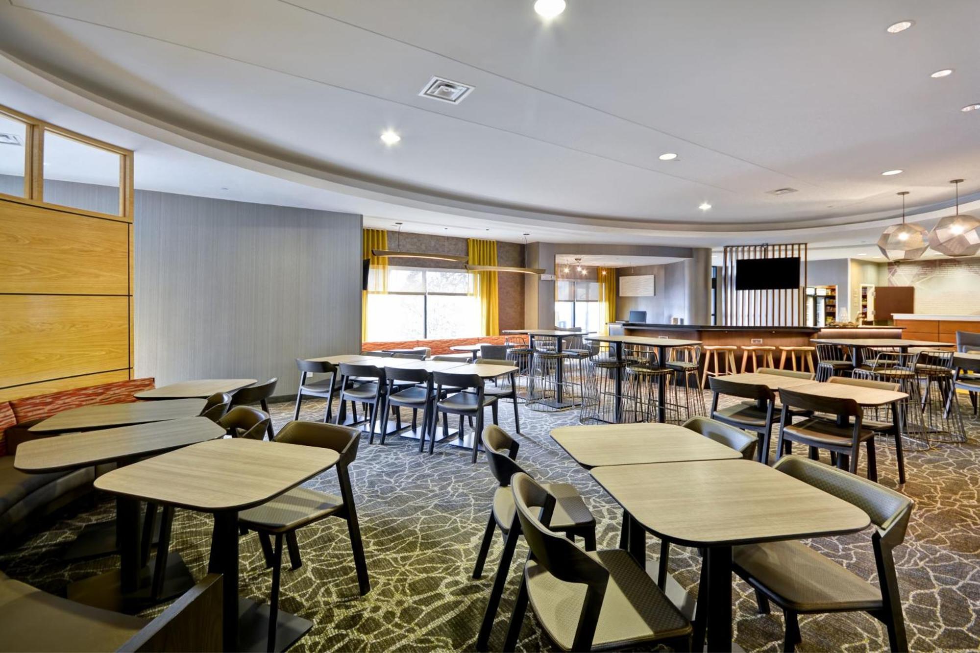 Springhill Suites Lexington Near The University Of Kentucky Exteriör bild