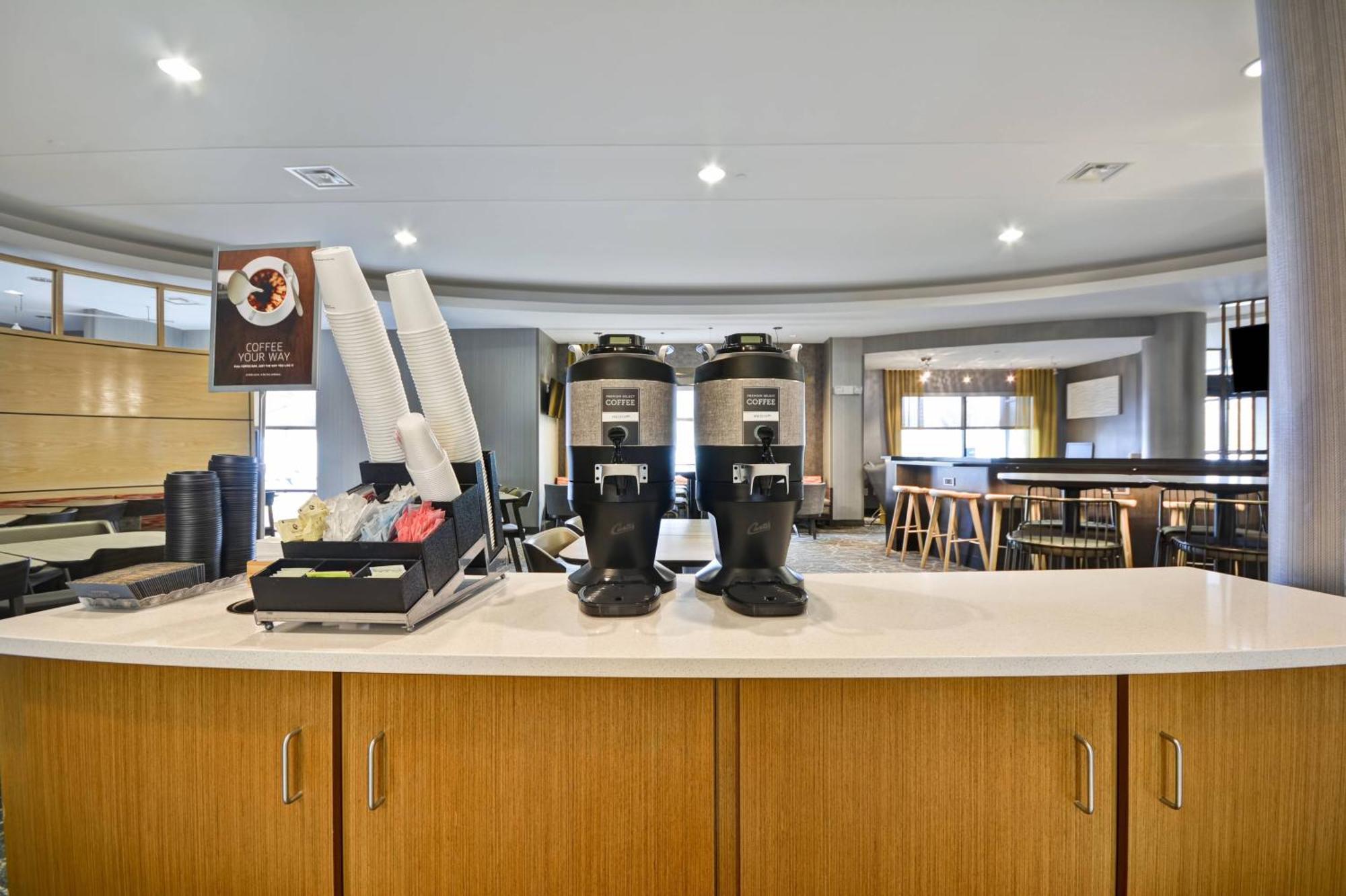 Springhill Suites Lexington Near The University Of Kentucky Exteriör bild