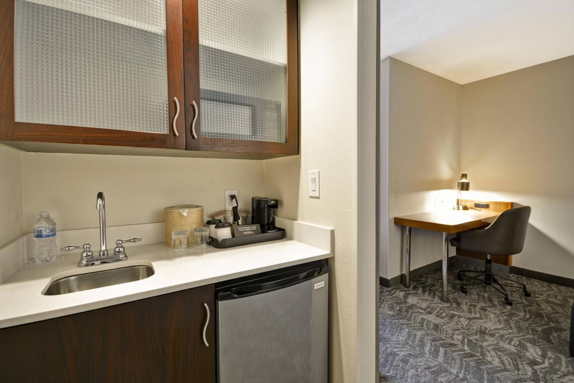 Springhill Suites Lexington Near The University Of Kentucky Exteriör bild