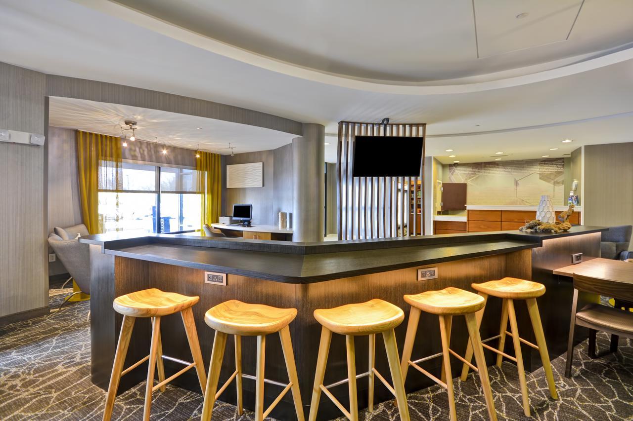 Springhill Suites Lexington Near The University Of Kentucky Exteriör bild