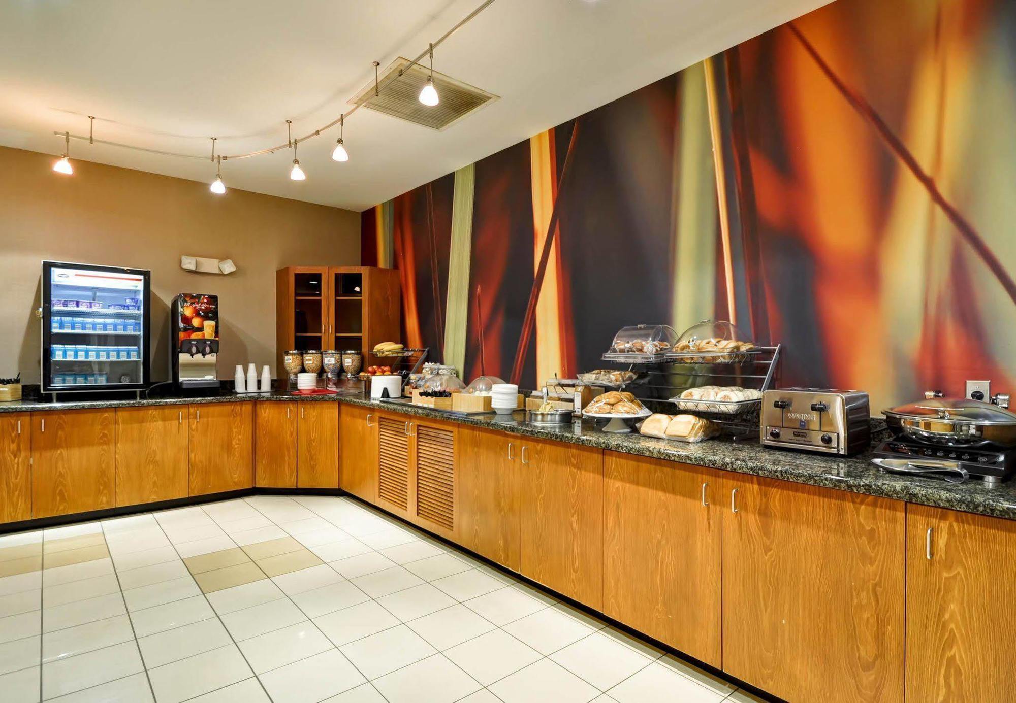 Springhill Suites Lexington Near The University Of Kentucky Exteriör bild