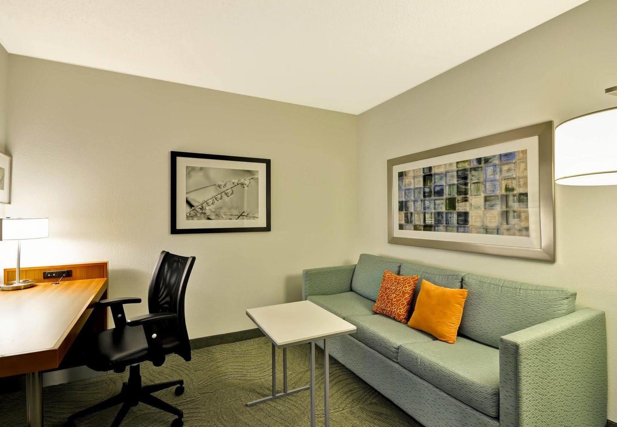 Springhill Suites Lexington Near The University Of Kentucky Exteriör bild