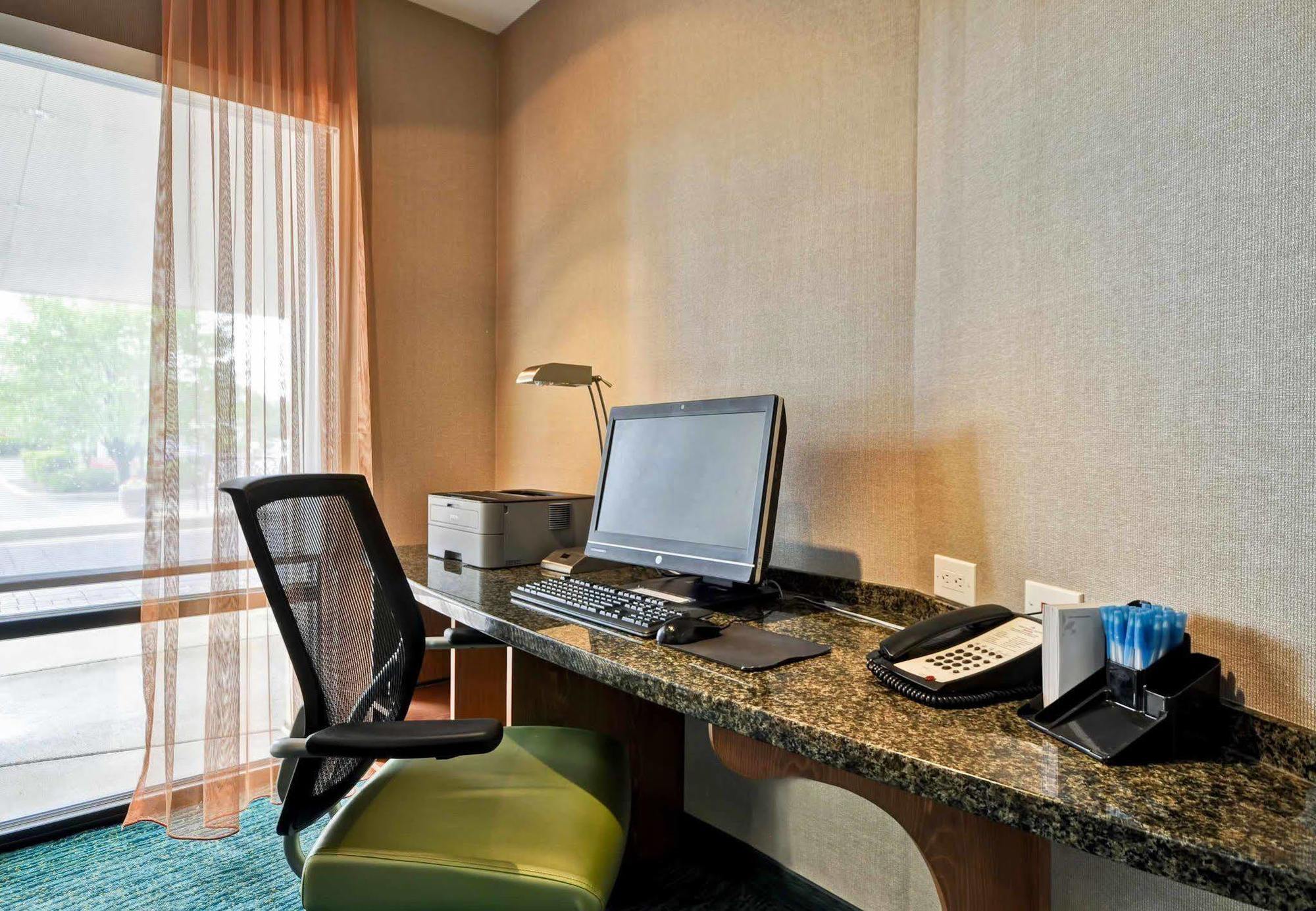 Springhill Suites Lexington Near The University Of Kentucky Exteriör bild