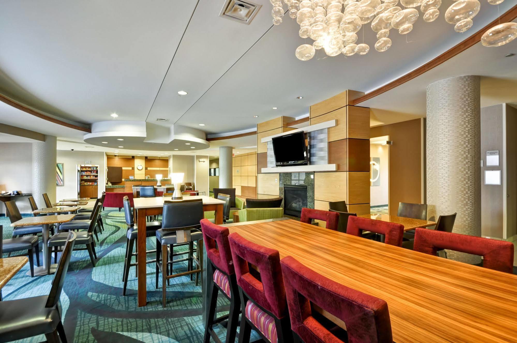 Springhill Suites Lexington Near The University Of Kentucky Exteriör bild
